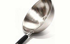 “传家锅”背后的工业密码：高精度矫平工艺如何成就30年不坏的国货传奇？